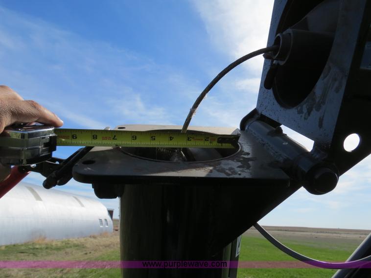 image for item B4728 2011 Strobel Low Pro EasiLoad bulk seed system