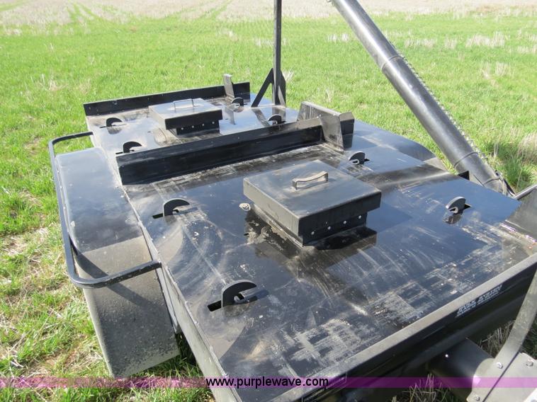 image for item B4728 2011 Strobel Low Pro EasiLoad bulk seed system