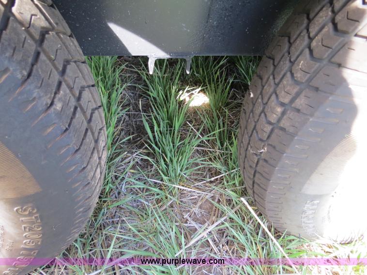 image for item B4728 2011 Strobel Low Pro EasiLoad bulk seed system