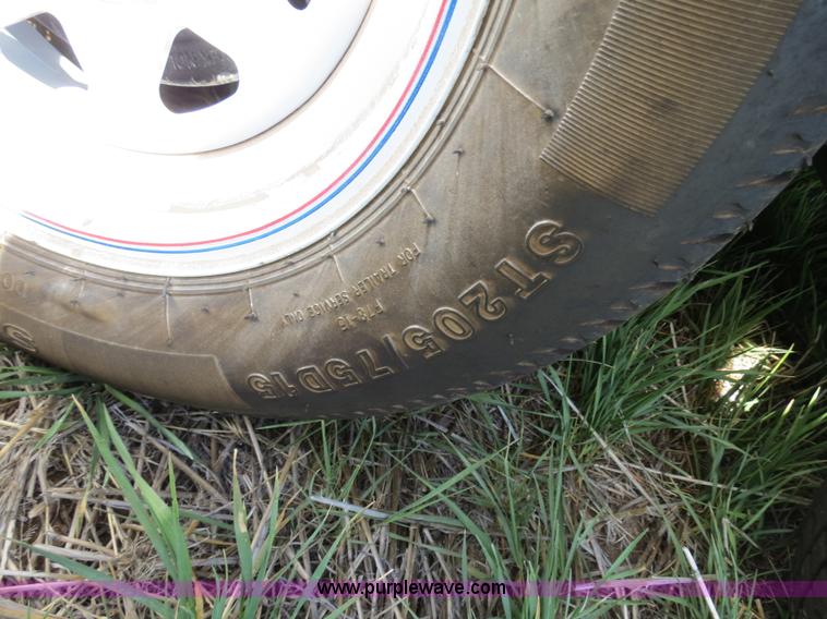 image for item B4728 2011 Strobel Low Pro EasiLoad bulk seed system