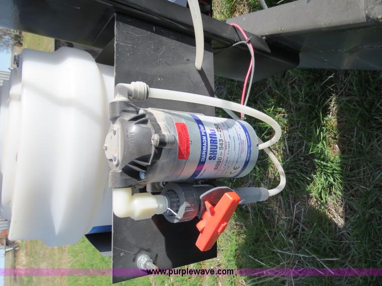 image for item B4728 2011 Strobel Low Pro EasiLoad bulk seed system