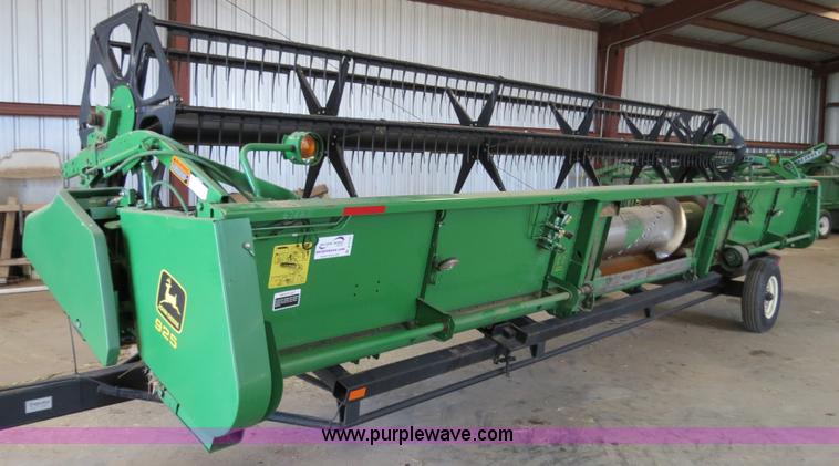 image for item B4730 1998 John Deere 925 25' flex platform header with 2011 Golden Belt header trailer