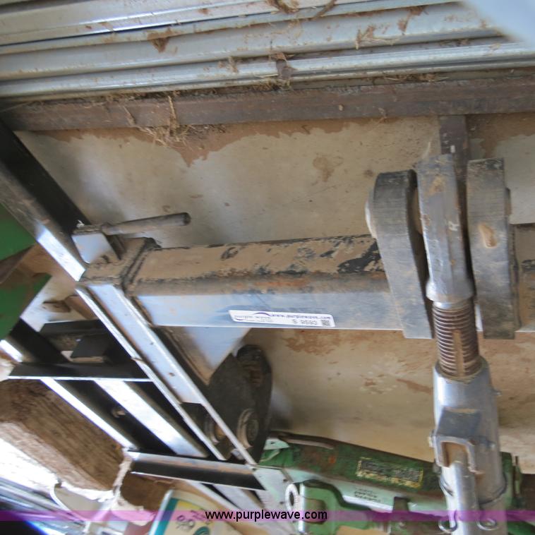 image for item S9593 Category 3 quick attach three point hitch