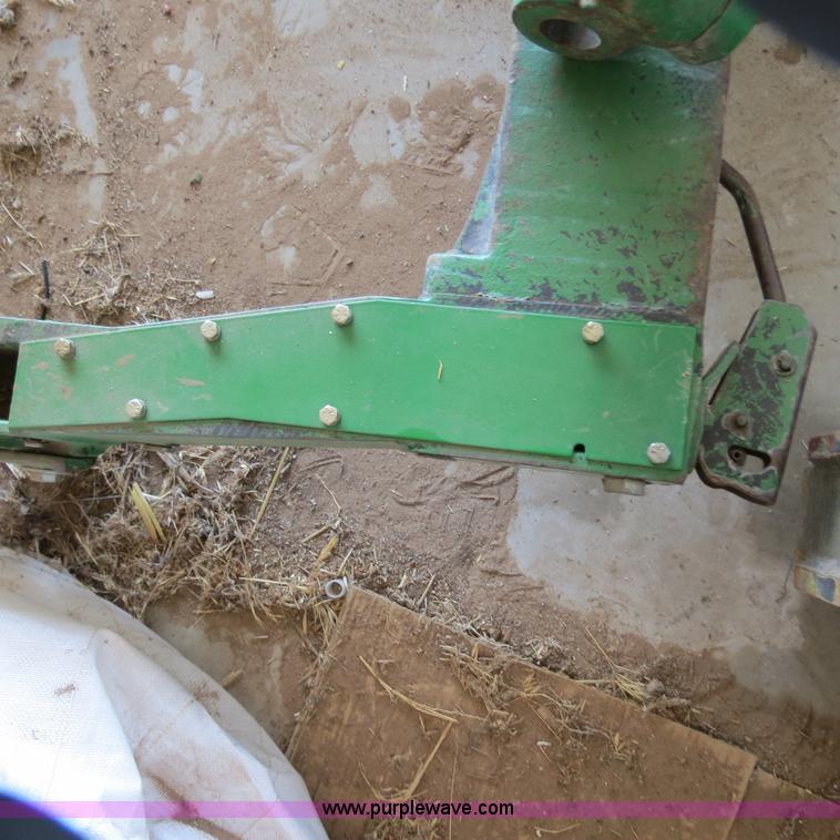 image for item S9594 John Deere three point category 3 quick attach