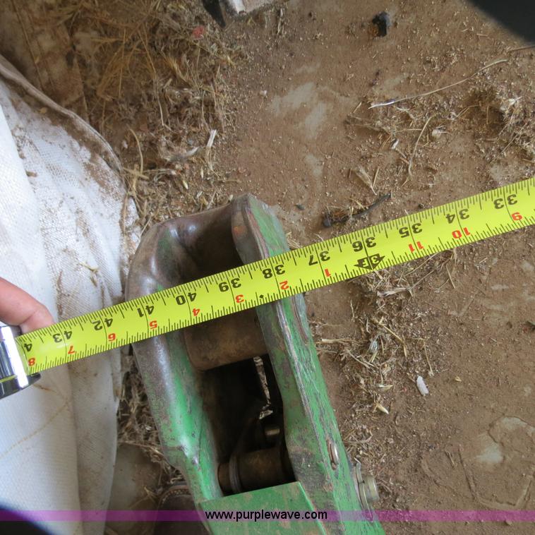 image for item S9594 John Deere three point category 3 quick attach