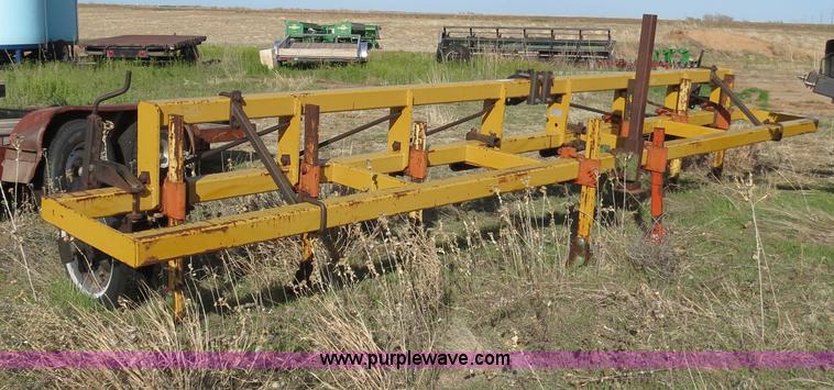 image for item S9600 Hamby WA-221-L 21' tool bar with shanks