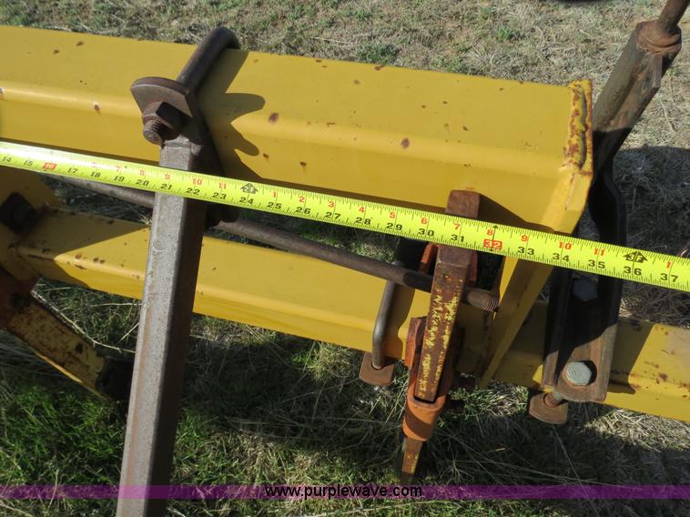 image for item S9600 Hamby WA-221-L 21' tool bar with shanks