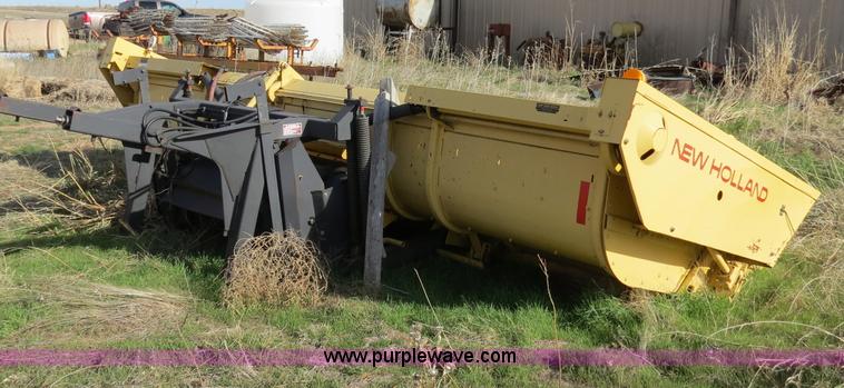 image for item S9601 New Holland 1116H swather head