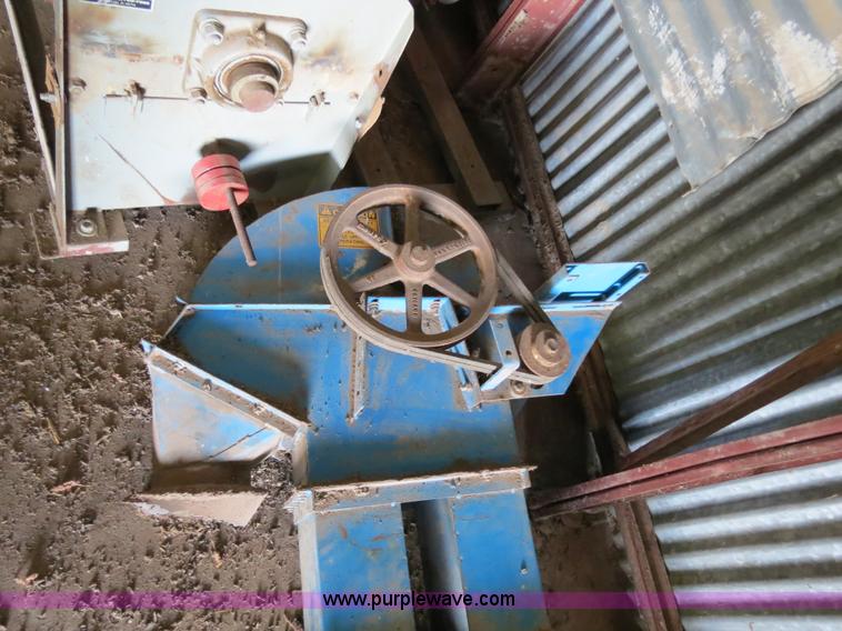 image for item S9612 Universal 30'L grain leg