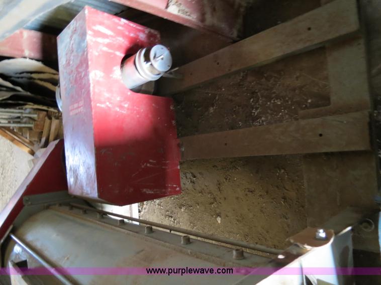 image for item S9613 Clipper seed debearder