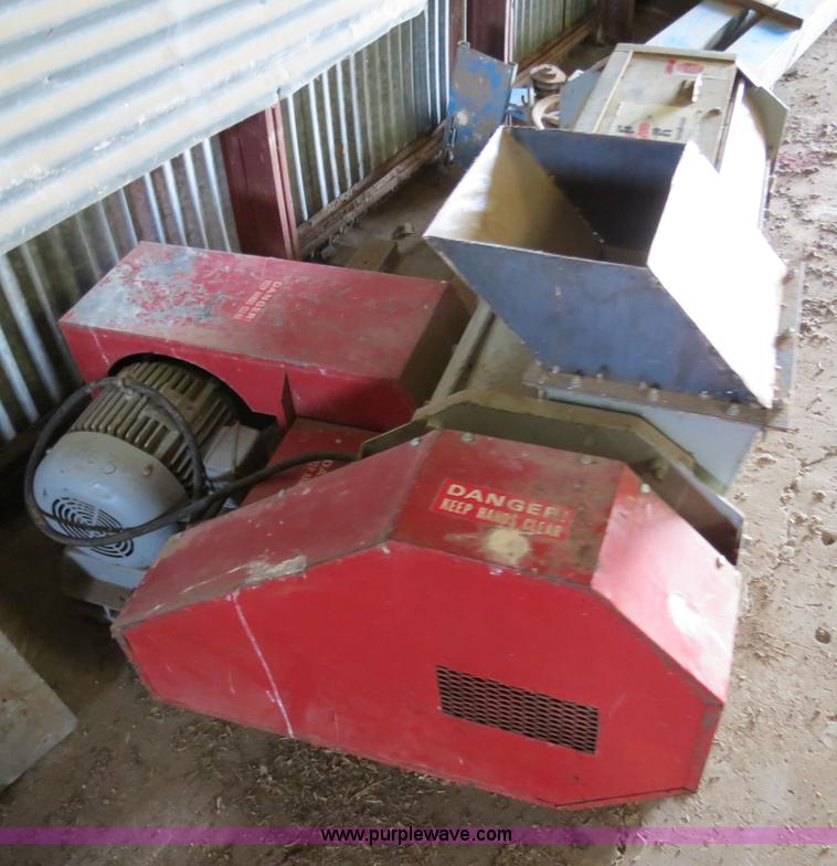 image for item S9613 Clipper seed debearder