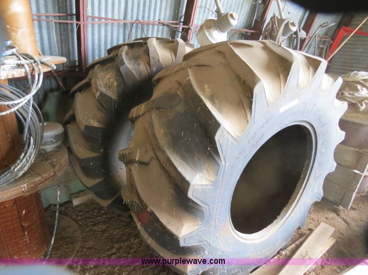 image for item S9615 (2) tires