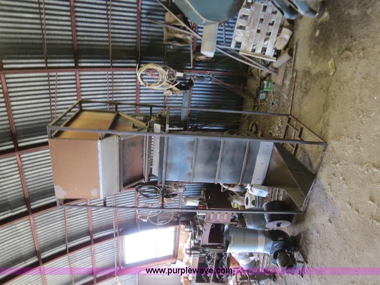 image for item S9622 Seed hopper with blower