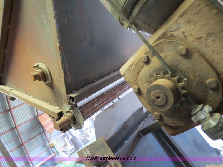 image for item S9622 Seed hopper with blower