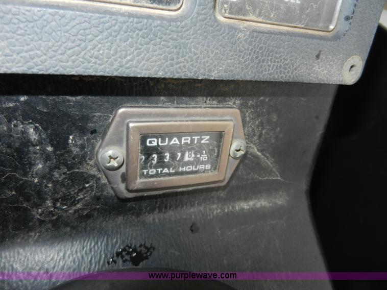 image for item A3929 Bobcat X325 compact excavator