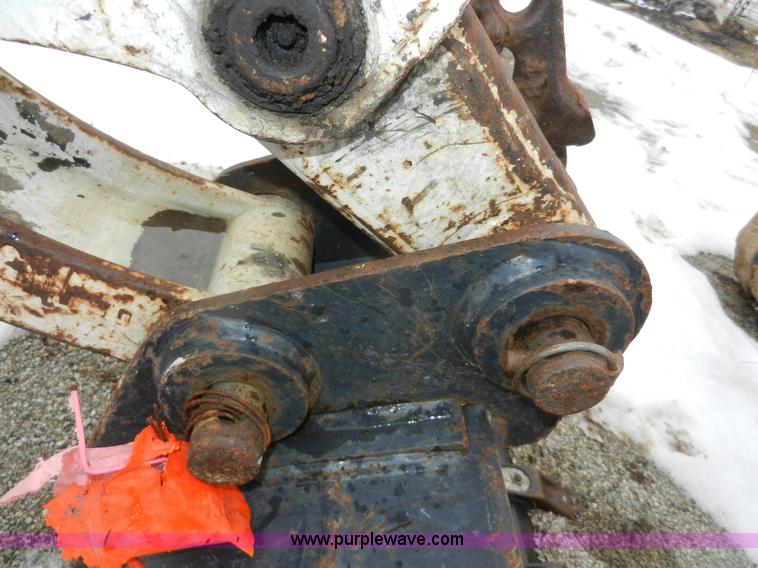 image for item A3929 Bobcat X325 compact excavator