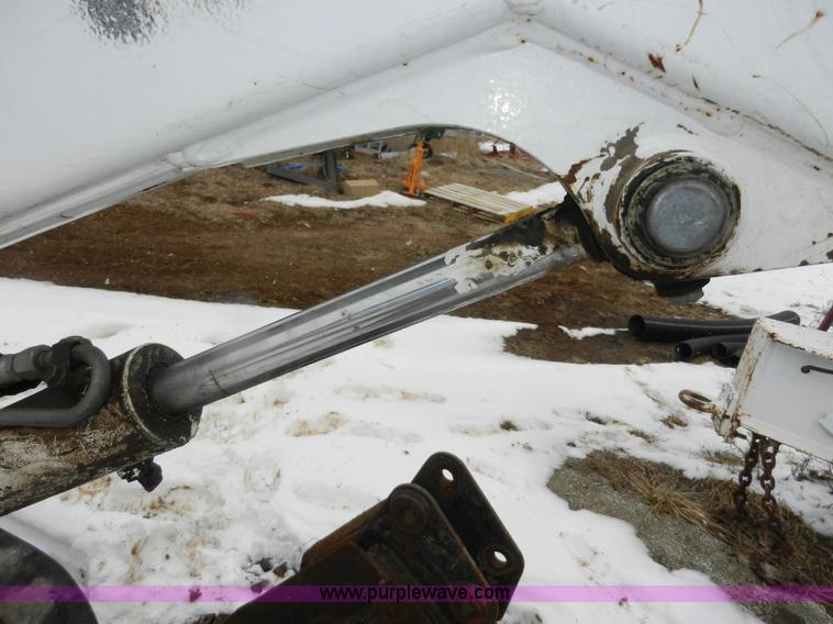 image for item A3929 Bobcat X325 compact excavator