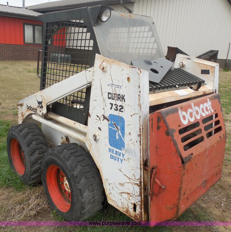 1980 Bobcat 732 skid steer in Salina, KS Item AD9483 sold Purple Wave