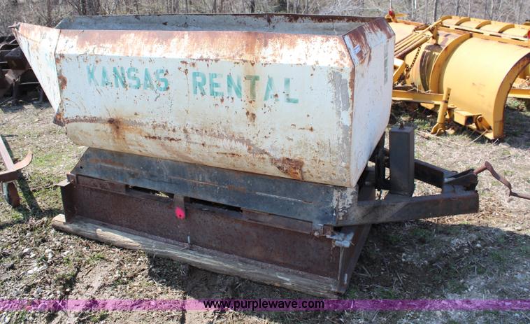 image for item AJ9635 Concrete hopper