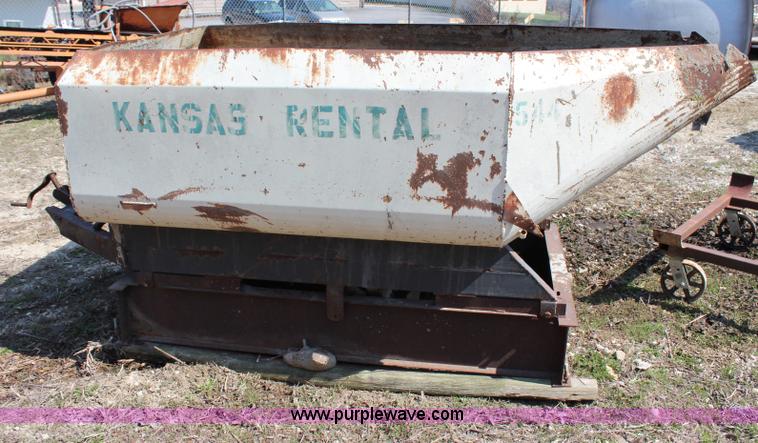 image for item AJ9635 Concrete hopper