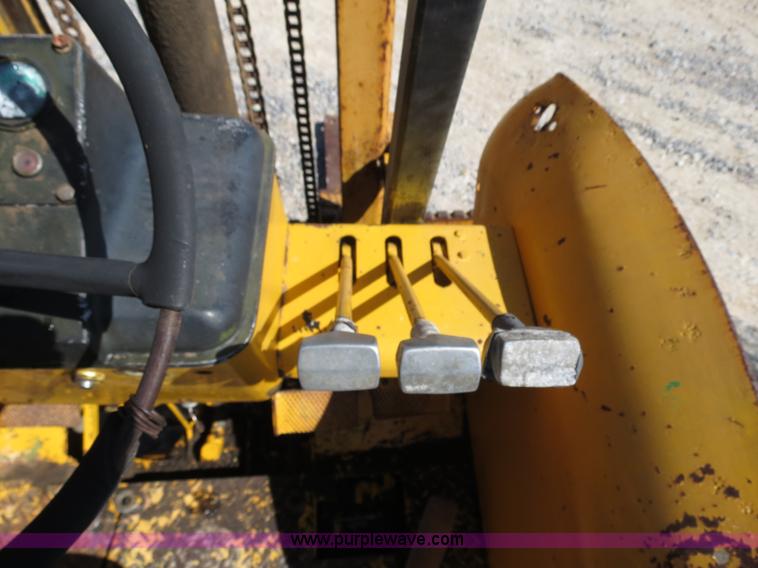 image for item B4741 John Deere 480BD rough terrain forklift