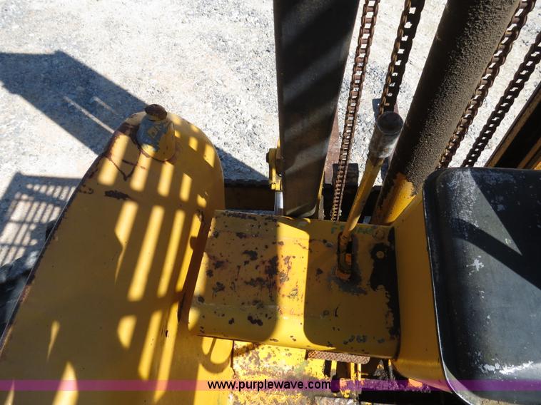 image for item B4741 John Deere 480BD rough terrain forklift