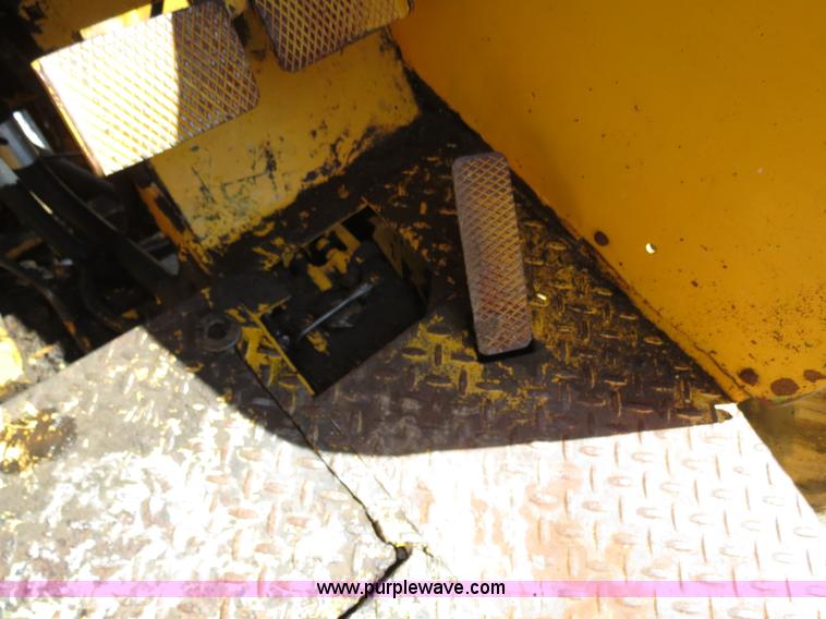 image for item B4741 John Deere 480BD rough terrain forklift