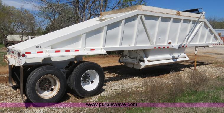 image for item B4744 2005 Ranch belly dump trailer