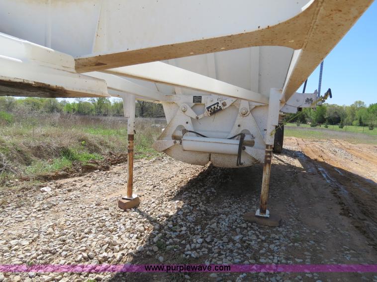 image for item B4744 2005 Ranch belly dump trailer