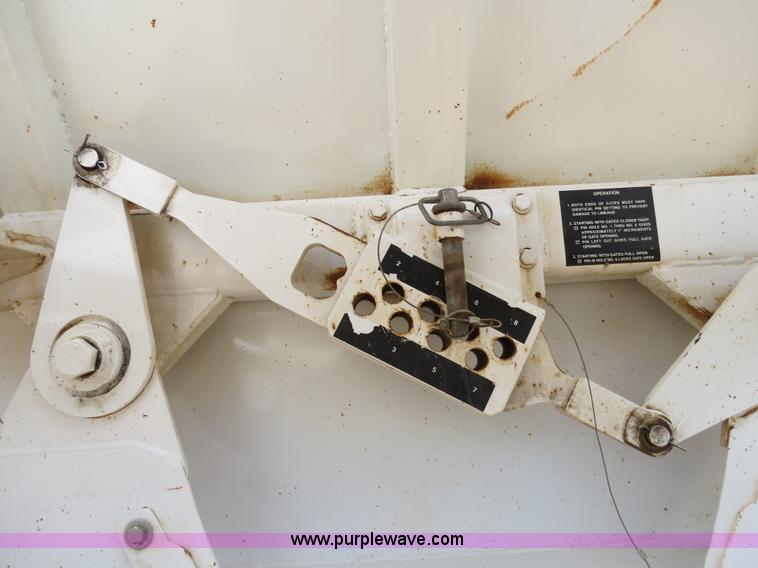 image for item B4744 2005 Ranch belly dump trailer