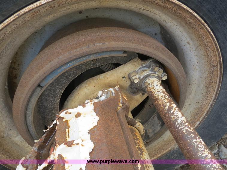 image for item B4744 2005 Ranch belly dump trailer