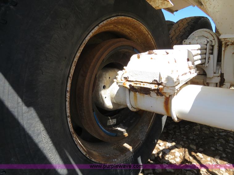 image for item B4744 2005 Ranch belly dump trailer