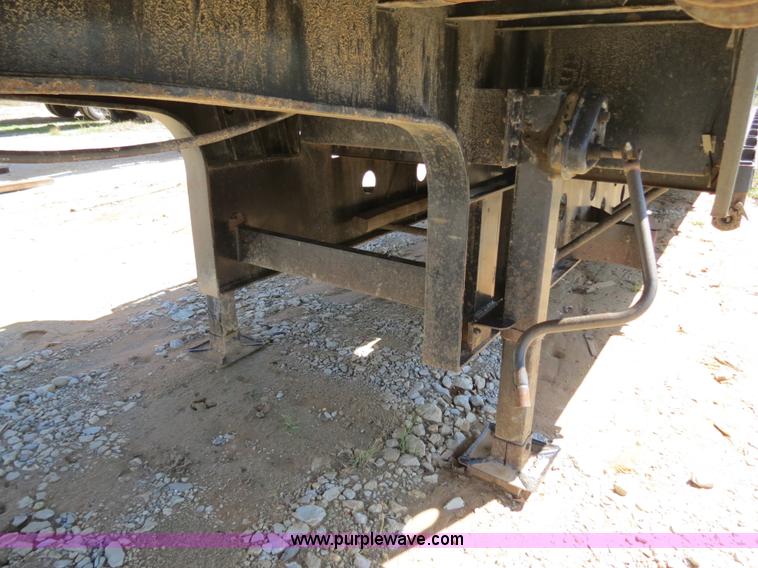 image for item B4745 1999 Transcraft 48' drop deck flatbed trailer