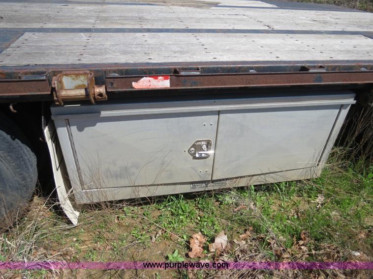 image for item B4745 1999 Transcraft 48' drop deck flatbed trailer