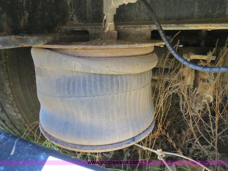 image for item B4745 1999 Transcraft 48' drop deck flatbed trailer