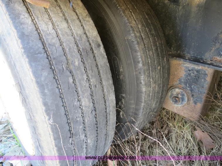 image for item B4745 1999 Transcraft 48' drop deck flatbed trailer