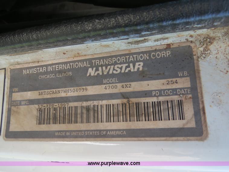 image for item B4750 1998 International 4700 flatbed truck