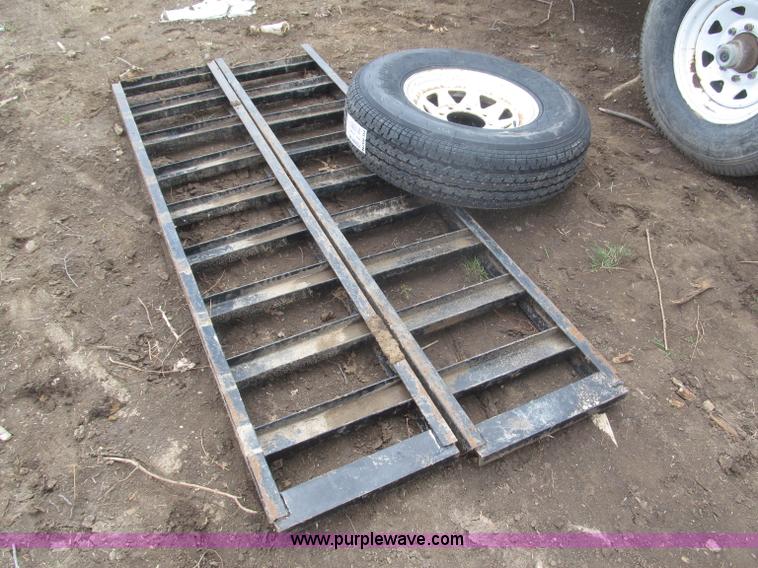 image for item B5467 2007 Big Tex 14LX gooseneck tandem axle dump trailer