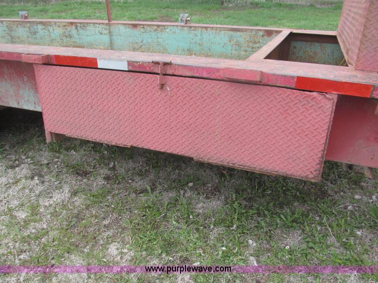 image for item B5472 1968 20' Wells Cargo gooseneck van box trailer
