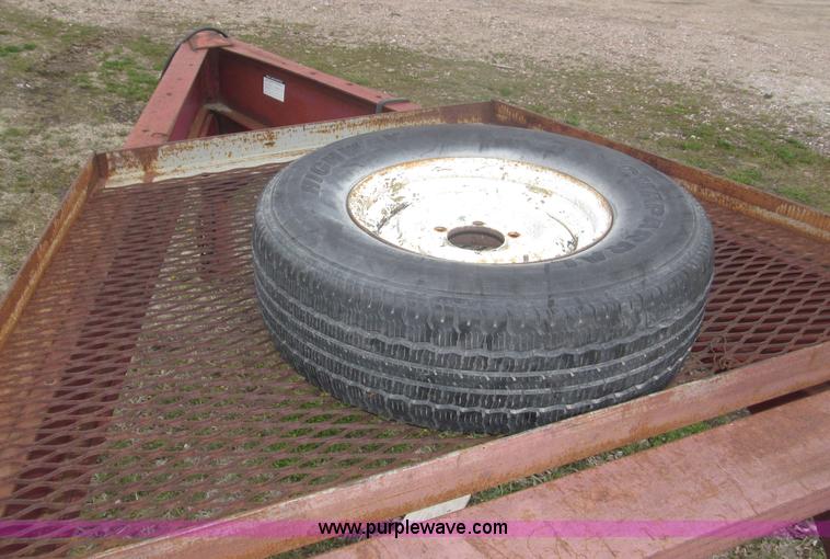 image for item B5472 1968 20' Wells Cargo gooseneck van box trailer