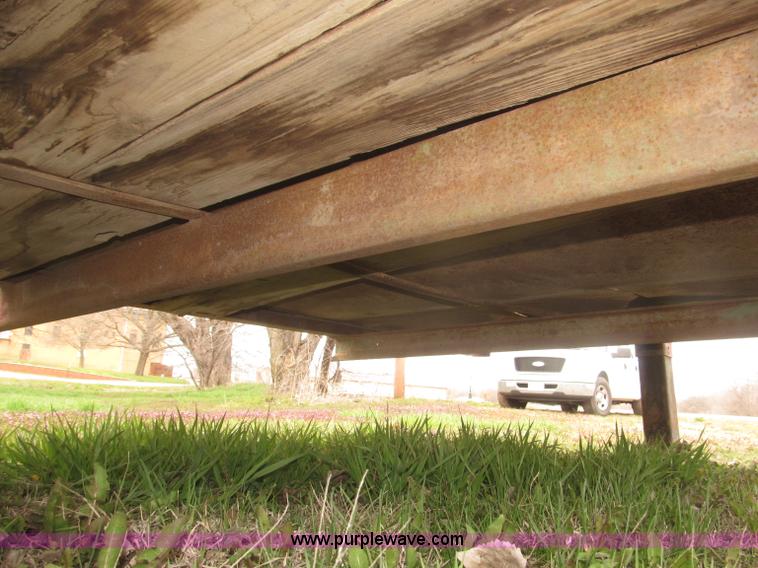 image for item B5472 1968 20' Wells Cargo gooseneck van box trailer