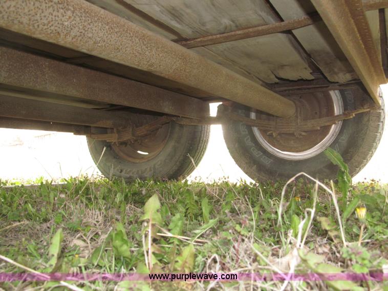 image for item B5472 1968 20' Wells Cargo gooseneck van box trailer