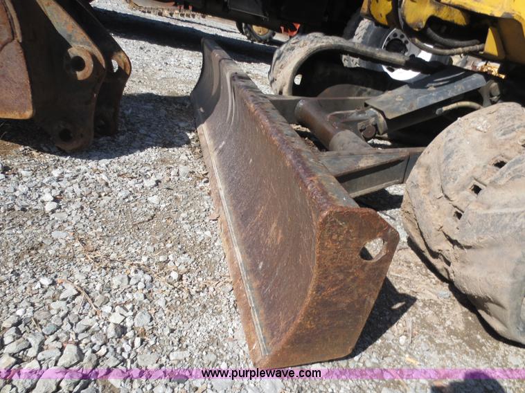 image for item D5805 2004 Komatsu PC50MR-2 mini excavator