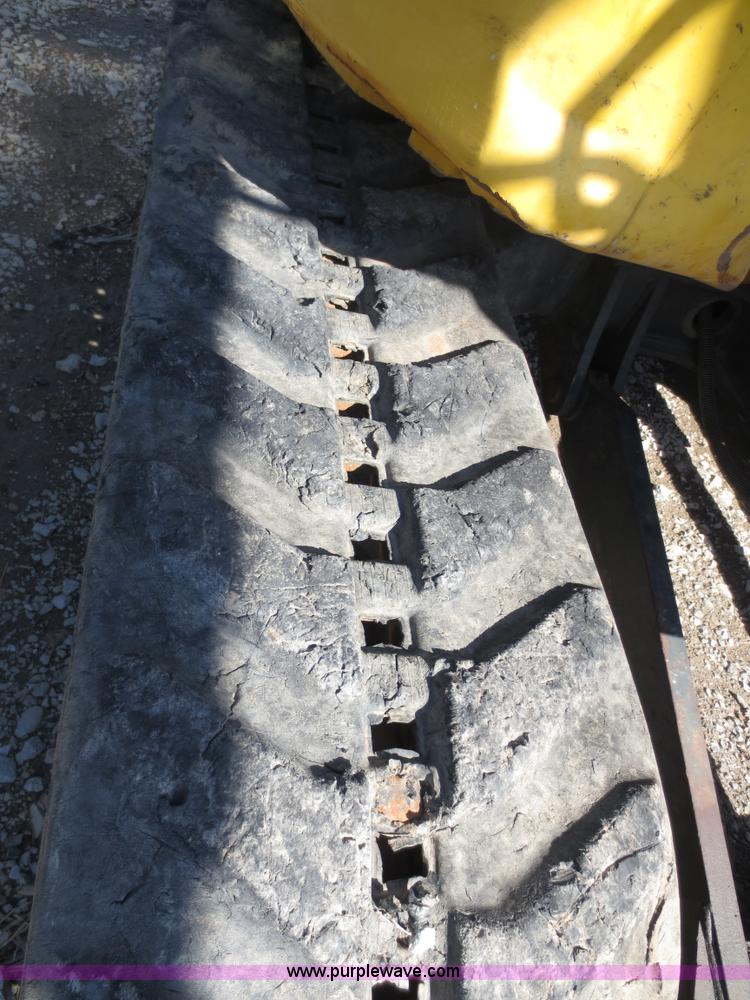 image for item D5805 2004 Komatsu PC50MR-2 mini excavator