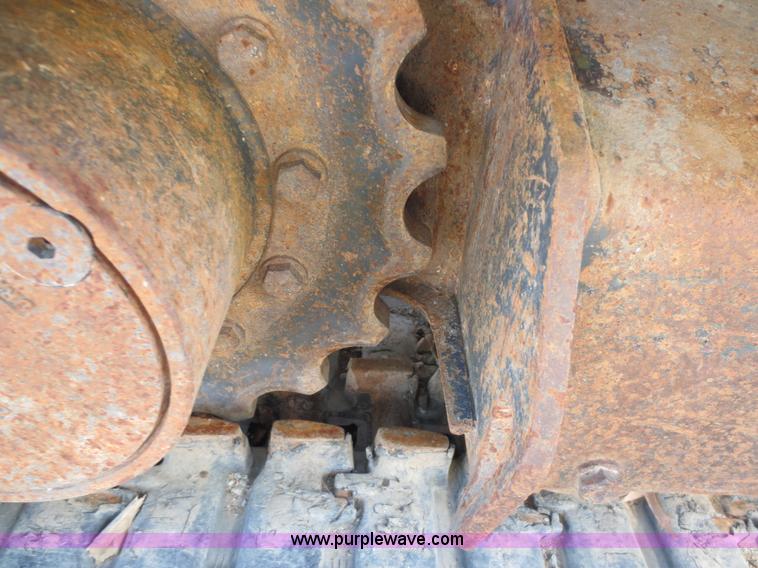 image for item D5805 2004 Komatsu PC50MR-2 mini excavator