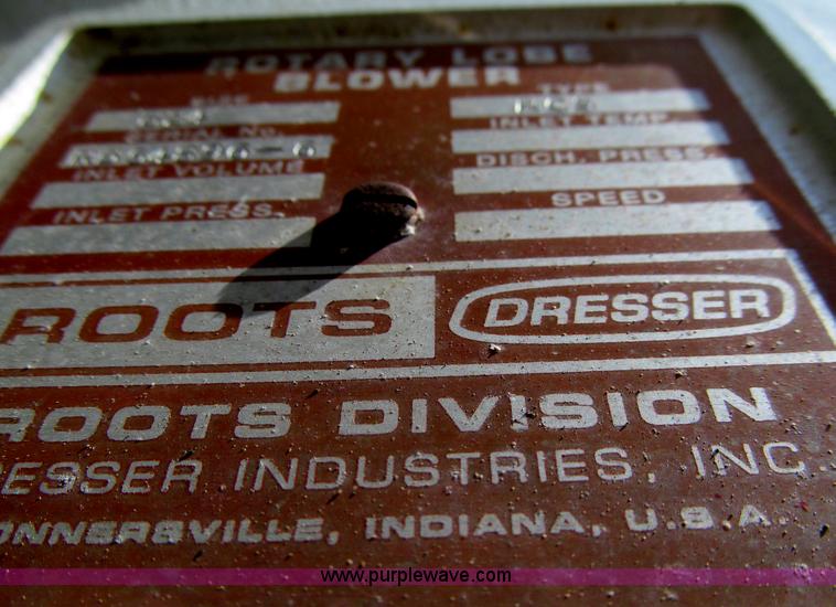 image for item D7251 1997 International 2554 rodder/hydro excavation truck