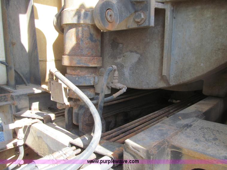 image for item D7251 1997 International 2554 rodder/hydro excavation truck