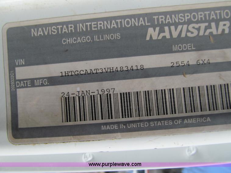 image for item D7251 1997 International 2554 rodder/hydro excavation truck