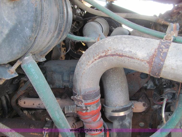 image for item D7251 1997 International 2554 rodder/hydro excavation truck