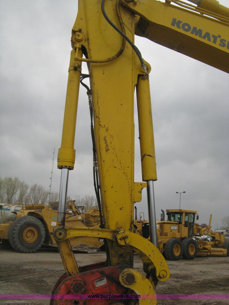 image for item E3375 2000 Komatsu PC120-6E Advance excavator